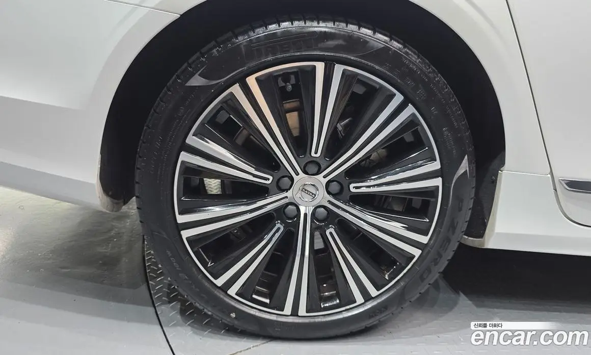 Volvo S90 2022 2.0 автомат (гидро), фото 5 Volvo S90 2022 2.0 автомат (гидро), фото 5