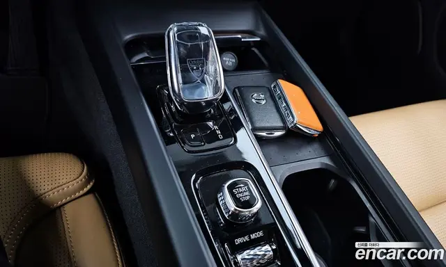 Volvo XC60 2021 2.0 автомат (гидро), миниатюра 12