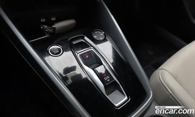 Audi A3 2025 2.0 автомат (гидро), миниатюра 12