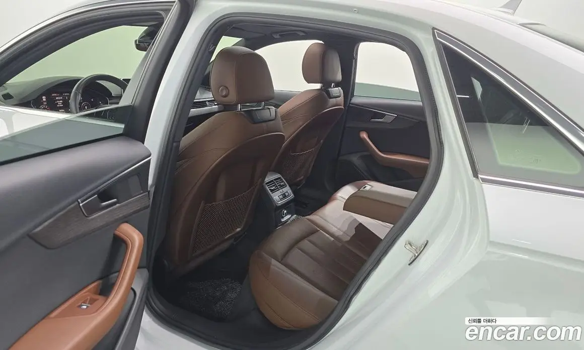 Audi A4 2019 2.0 автомат (гидро), фото 18 Audi A4 2019 2.0 автомат (гидро), фото 18
