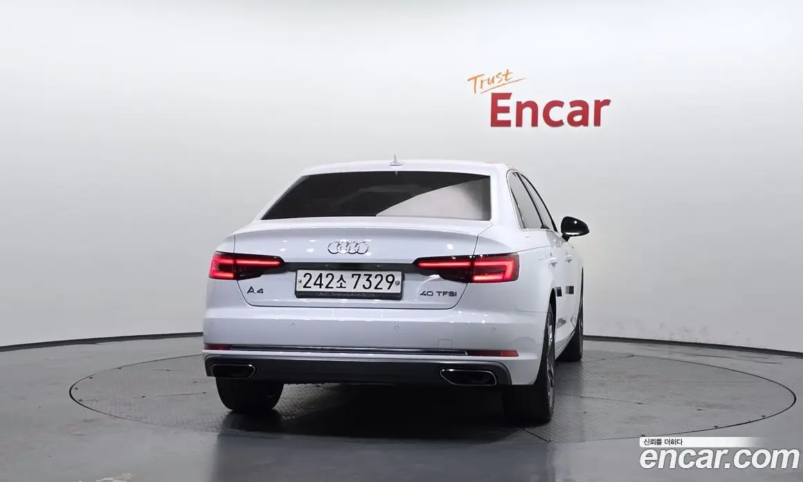 Audi A4 2019 2.0 автомат (гидро), фото 4 Audi A4 2019 2.0 автомат (гидро), фото 4