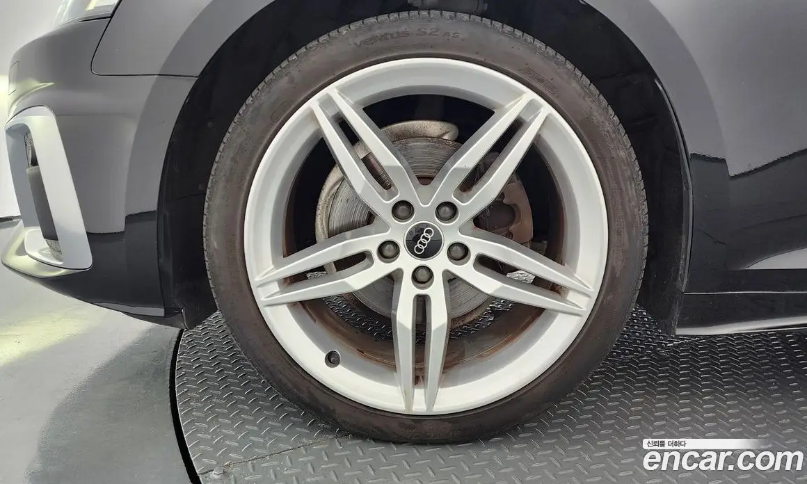 Audi A5 2021 2.0 автомат (гидро), фото 5 Audi A5 2021 2.0 автомат (гидро), фото 5