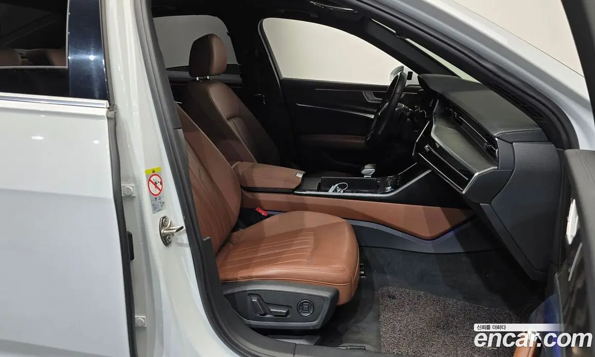 Audi A6 2021 2.0 автомат (гидро), фото 16