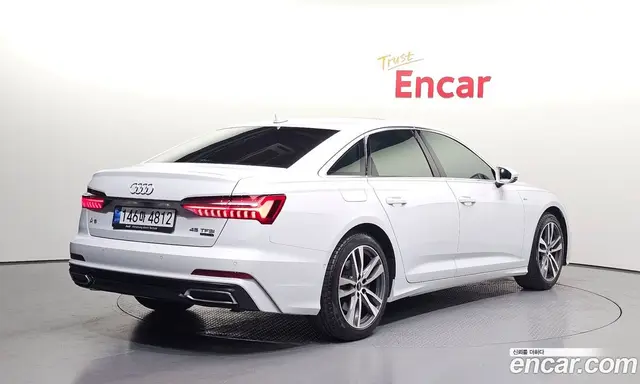 Audi A6 2022 2.0 автомат (гидро), миниатюра 2