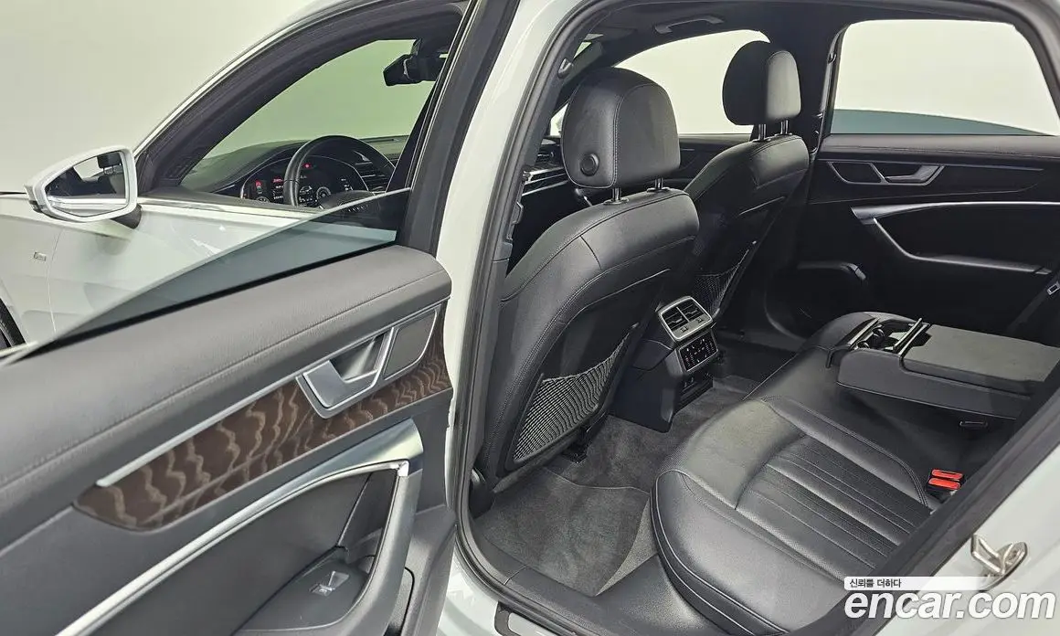 Audi A6 2022 2.0 автомат (гидро), фото 16