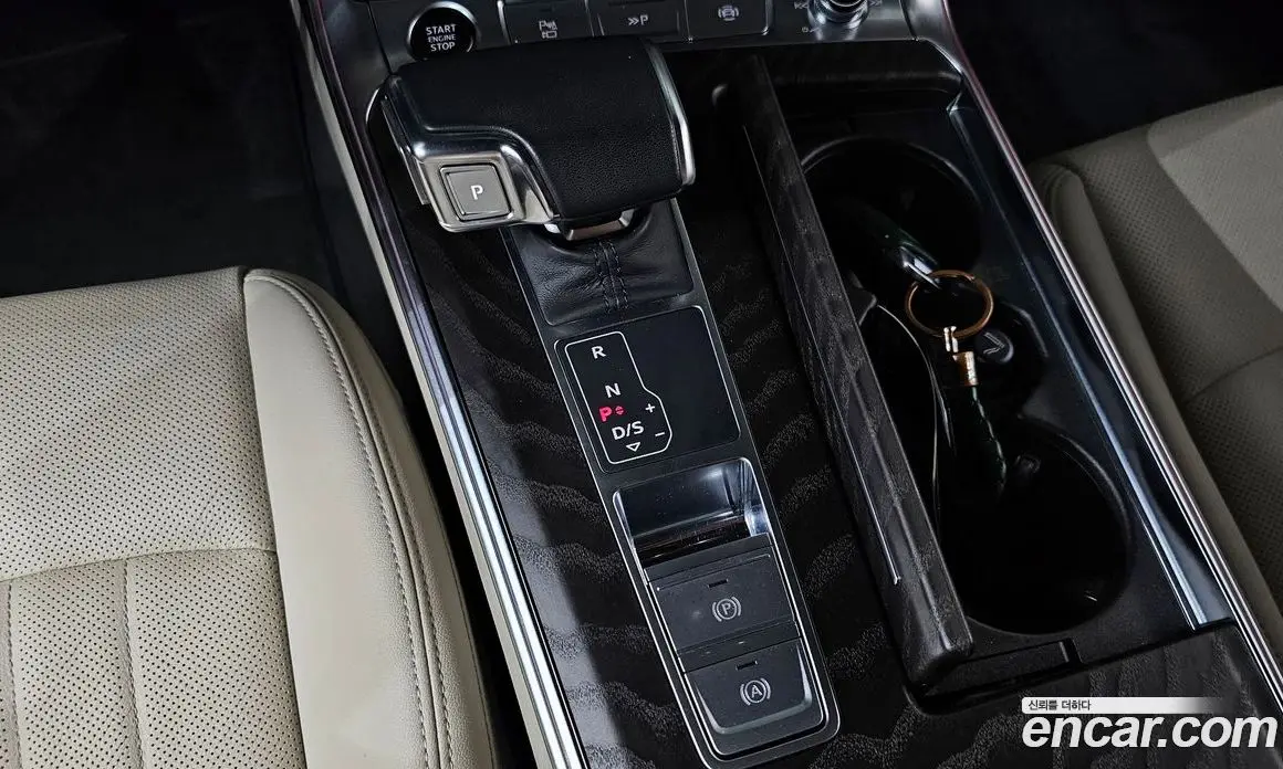 Audi A6 2023 2.0 автомат (гидро), фото 12