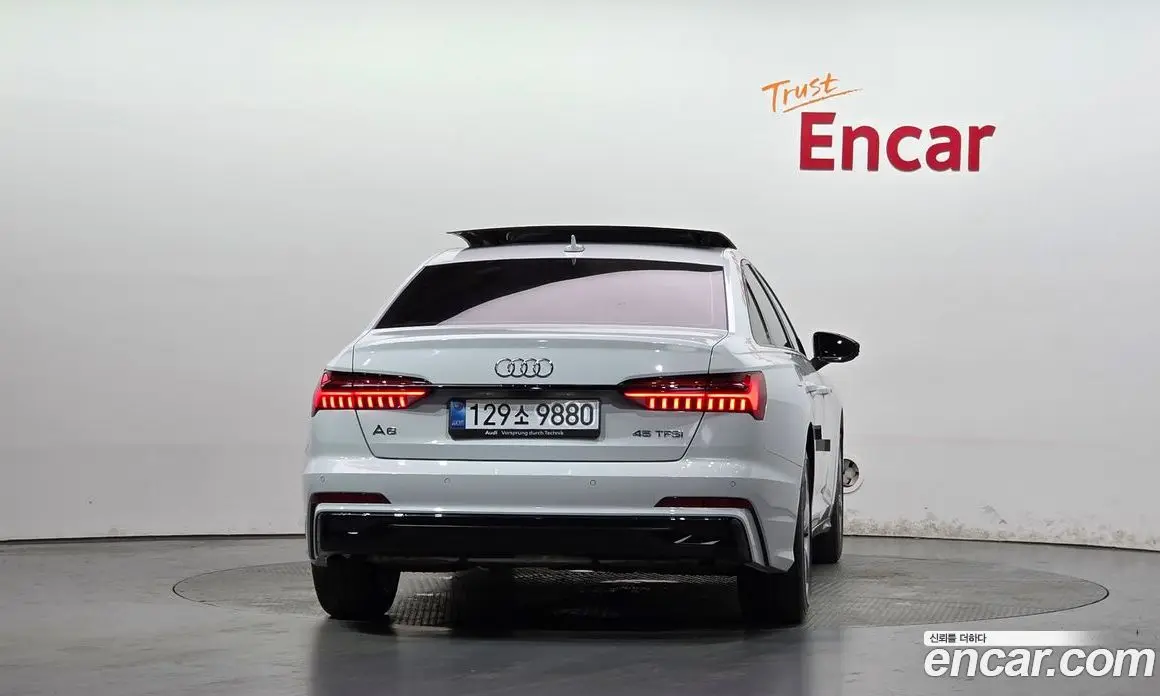 Audi A6 2025 2.0 автомат (гидро), фото 4