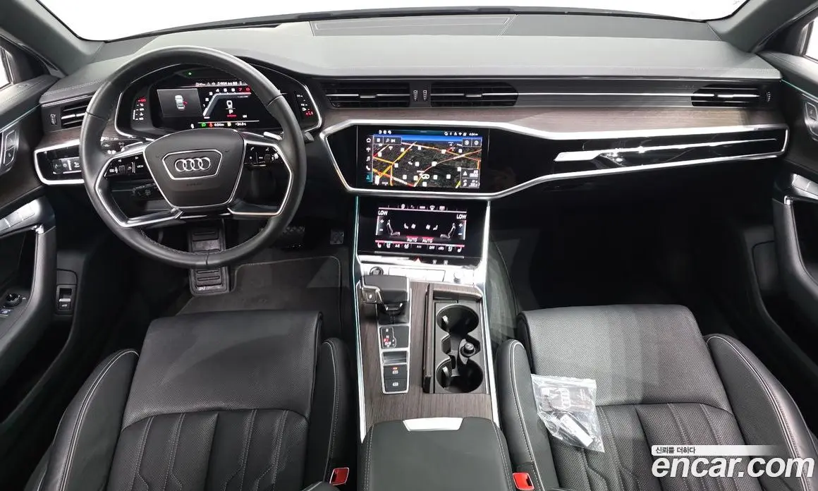 Audi A6 2025 2.0 автомат (гидро), фото 10