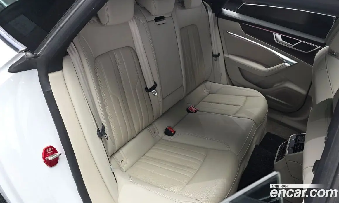 Audi A7 2022 3.0 автомат (гидро), фото 17 Audi A7 2022 3.0 автомат (гидро), фото 17