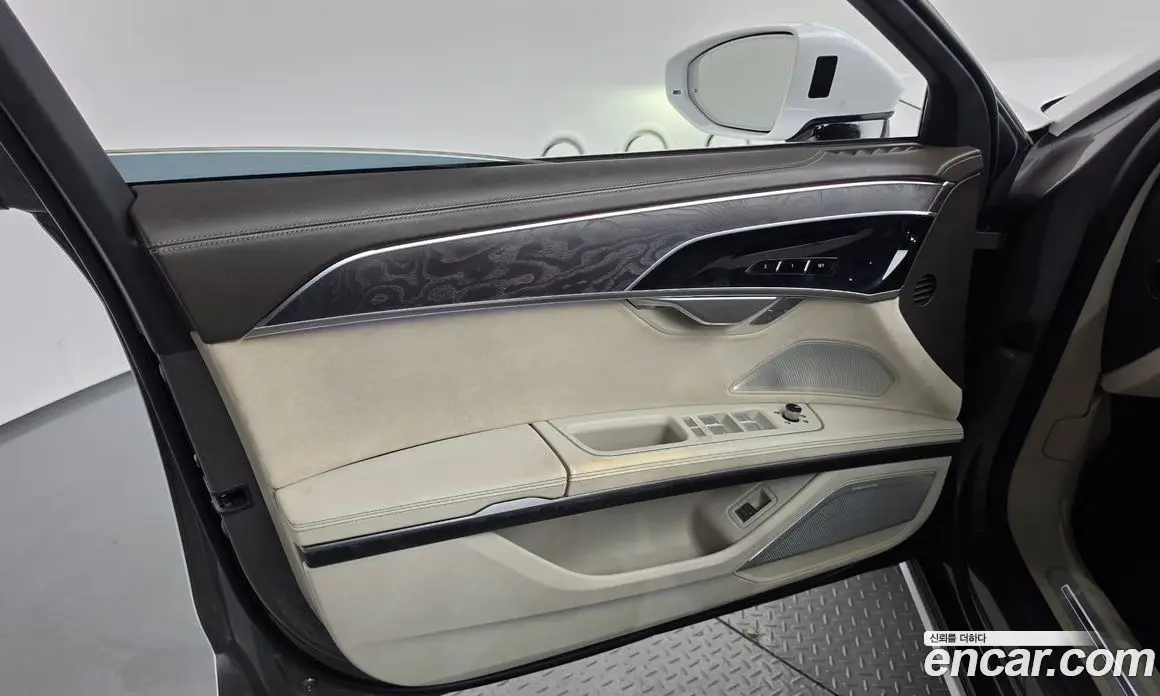 Audi A8 2018 3.0 автомат (гидро), фото 14