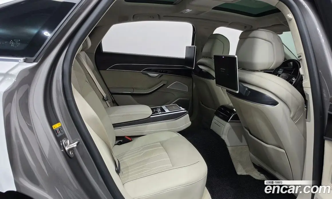 Audi A8 2018 3.0 автомат (гидро), фото 17