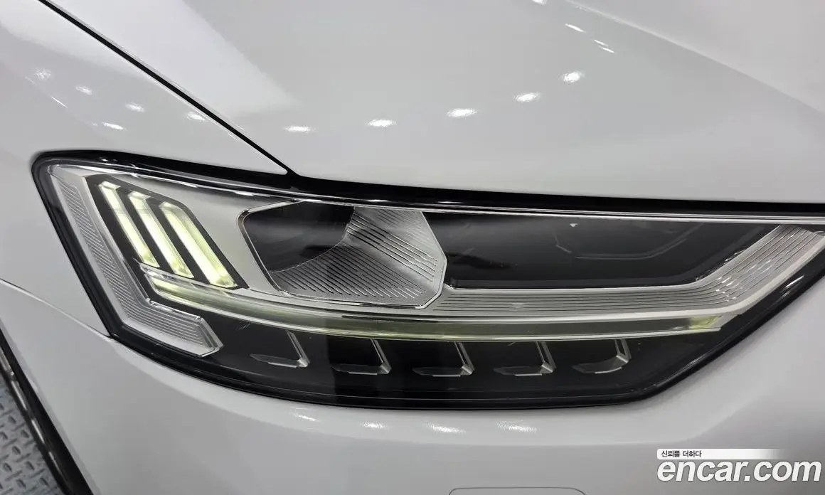 Audi A8 2018 3.0 автомат (гидро), фото 8