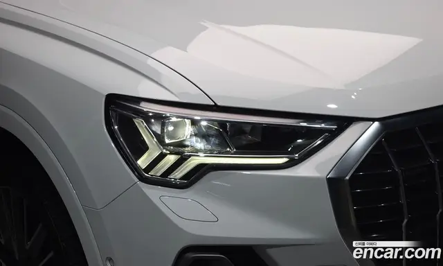 Audi Q3 2022 2.0 автомат (гидро), миниатюра 8