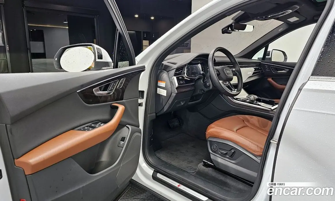 Audi Q7 2023 3.0 автомат (гидро), фото 13