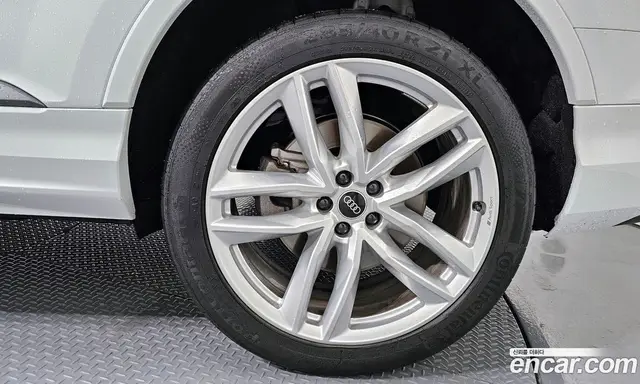 Audi Q7 2023 3.0 автомат (гидро), миниатюра 7