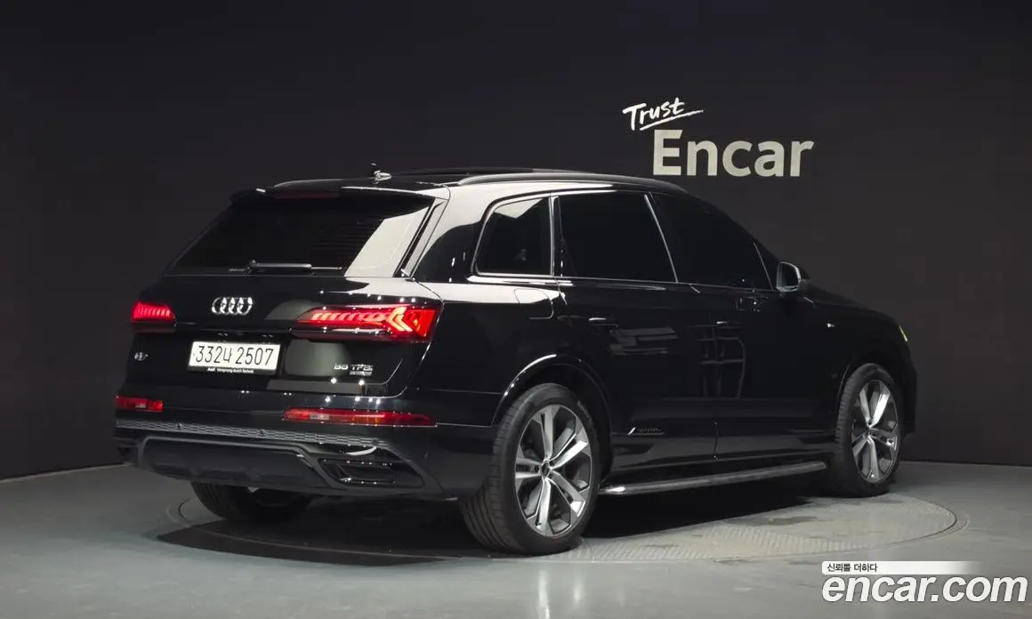 Audi Q7 2023 3.0 автомат (гидро), фото 2 Audi Q7 2023 3.0 автомат (гидро), фото 2