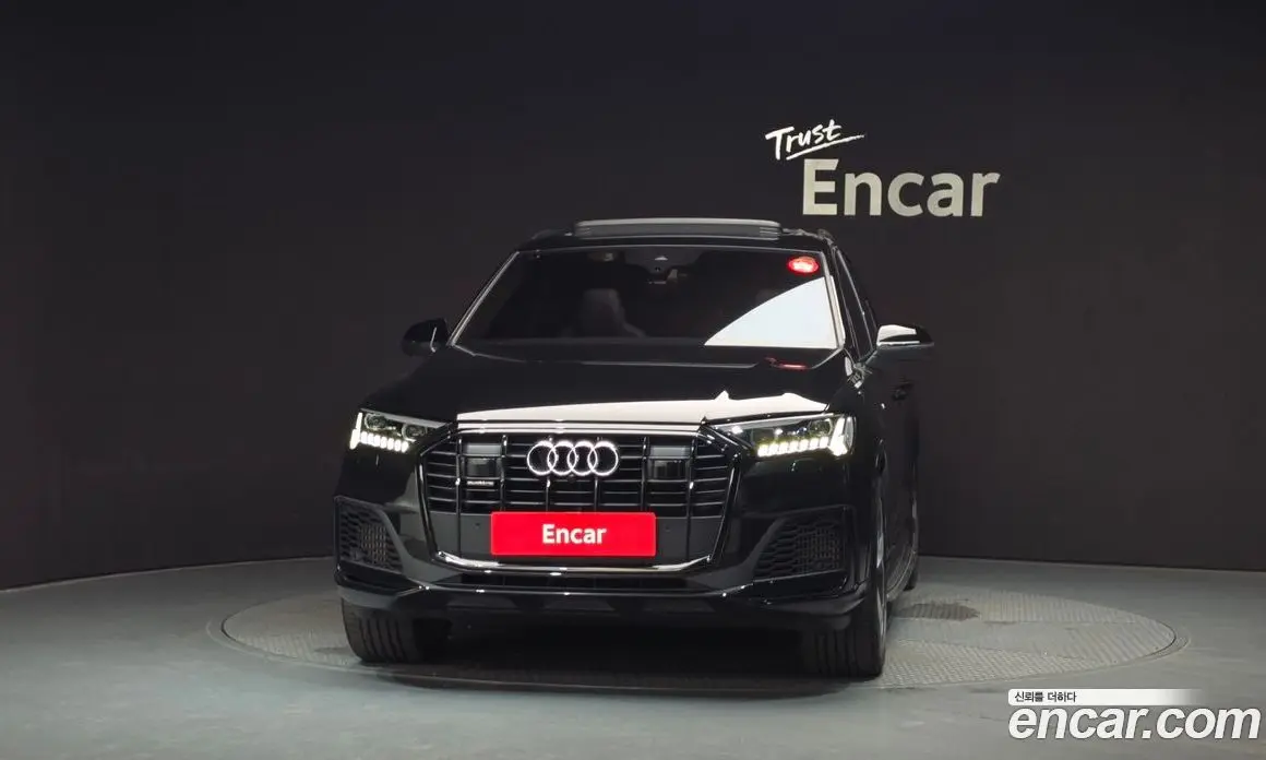 Audi Q7 2023 3.0 автомат (гидро), фото 3 Audi Q7 2023 3.0 автомат (гидро), фото 3