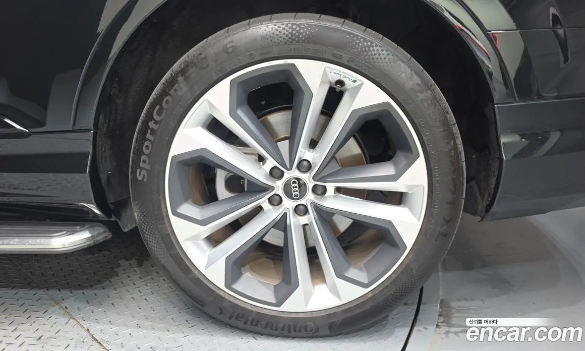 Audi Q7 2023 3.0 автомат (гидро), фото 7 Audi Q7 2023 3.0 автомат (гидро), фото 7