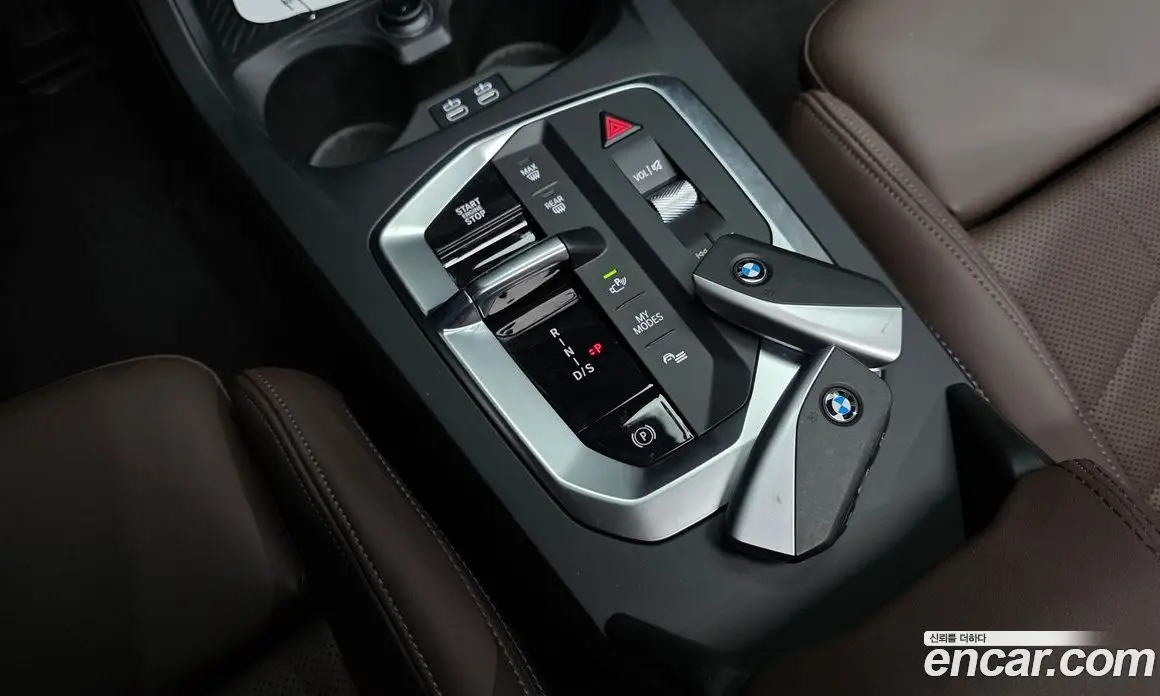 BMW 1 серия 2025 2.0 автомат (гидро), фото 11 BMW 1 серия 2025 2.0 автомат (гидро), фото 11