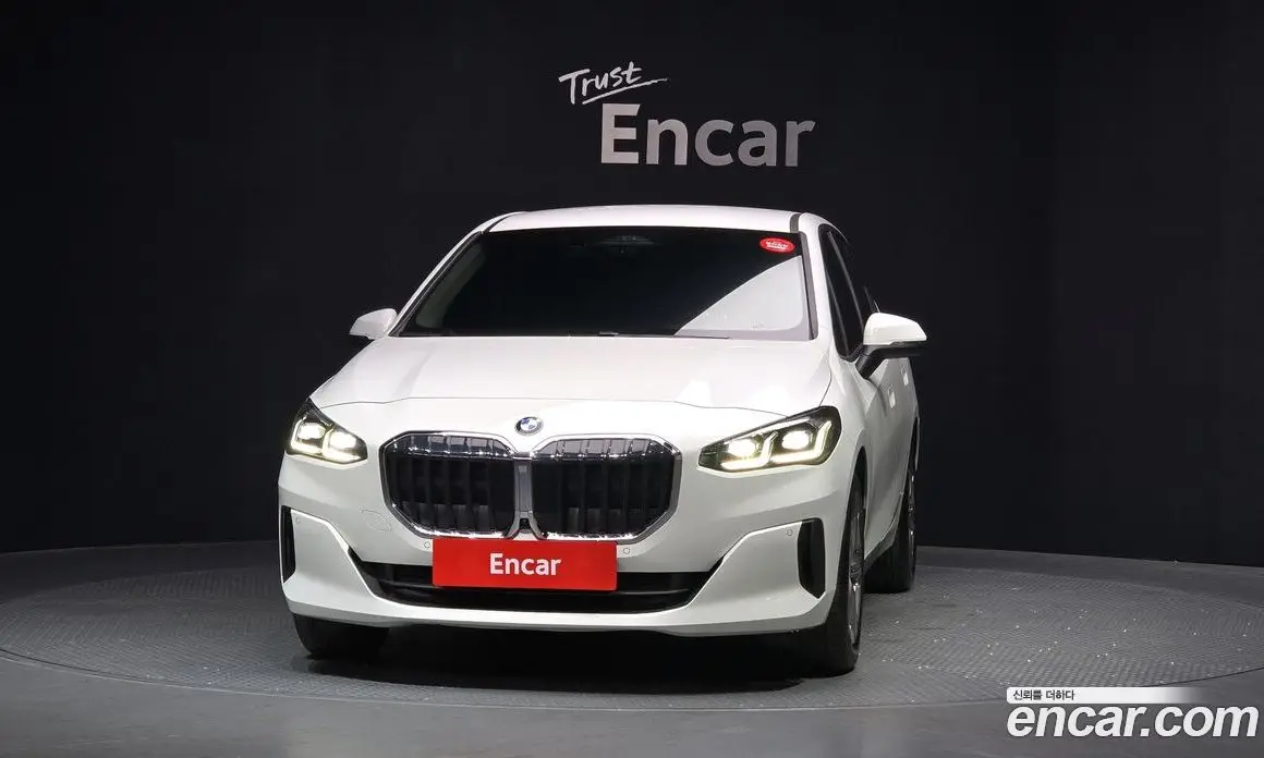 BMW 2 серия 2024 2.0 автомат (гидро), фото 3