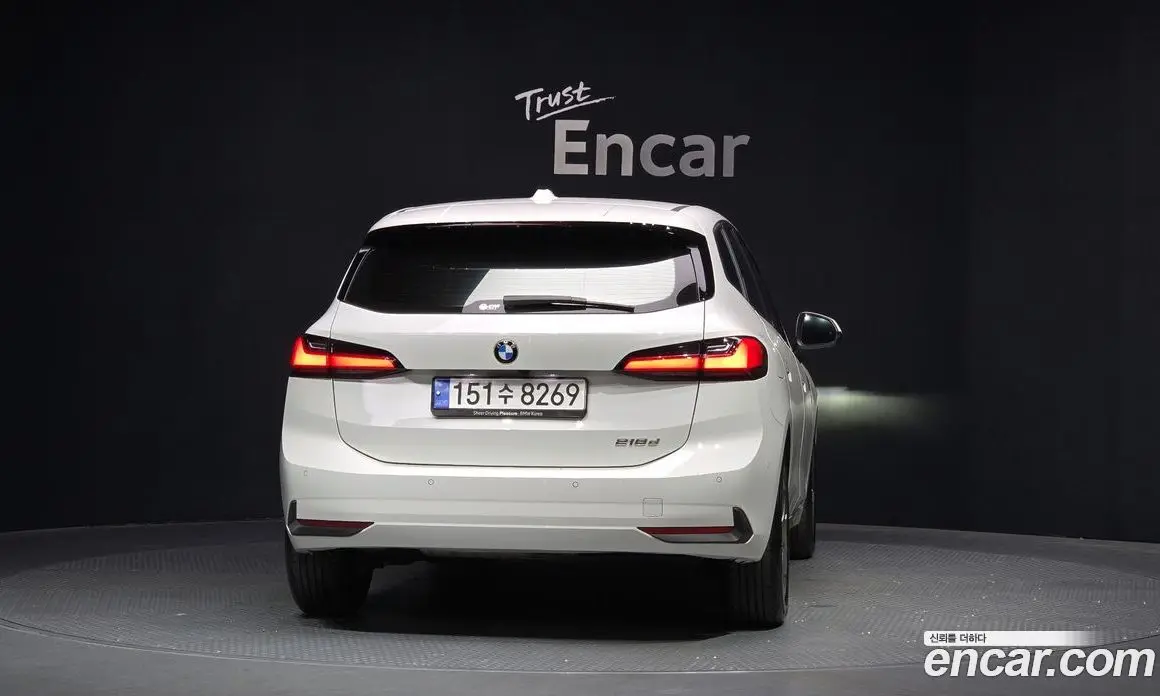 BMW 2 серия 2024 2.0 автомат (гидро), фото 4
