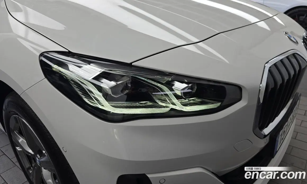 BMW 2 серия 2024 2.0 автомат (гидро), фото 8