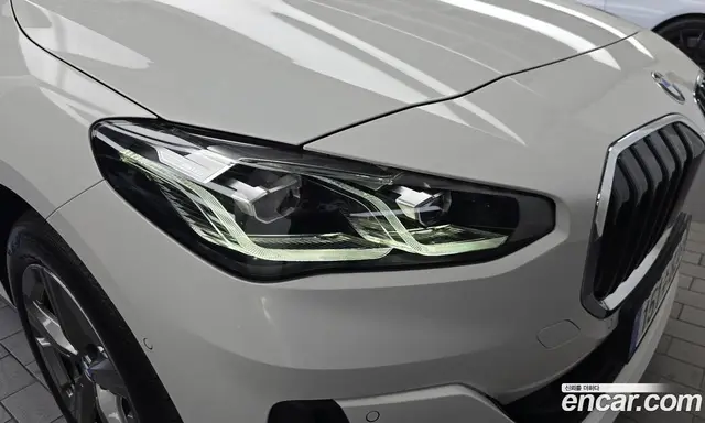 BMW 2 серия 2024 2.0 автомат (гидро), миниатюра 8