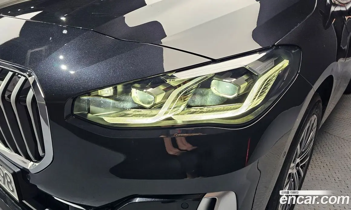 BMW 2 серия 2024 2.0 автомат (гидро), фото 8