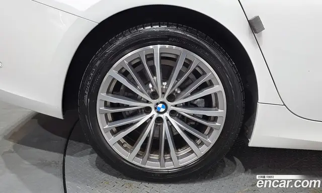 BMW 3 серия 2021 2.0 автомат (гидро), миниатюра 5 BMW 3 серия 2021 2.0 автомат (гидро), миниатюра 5