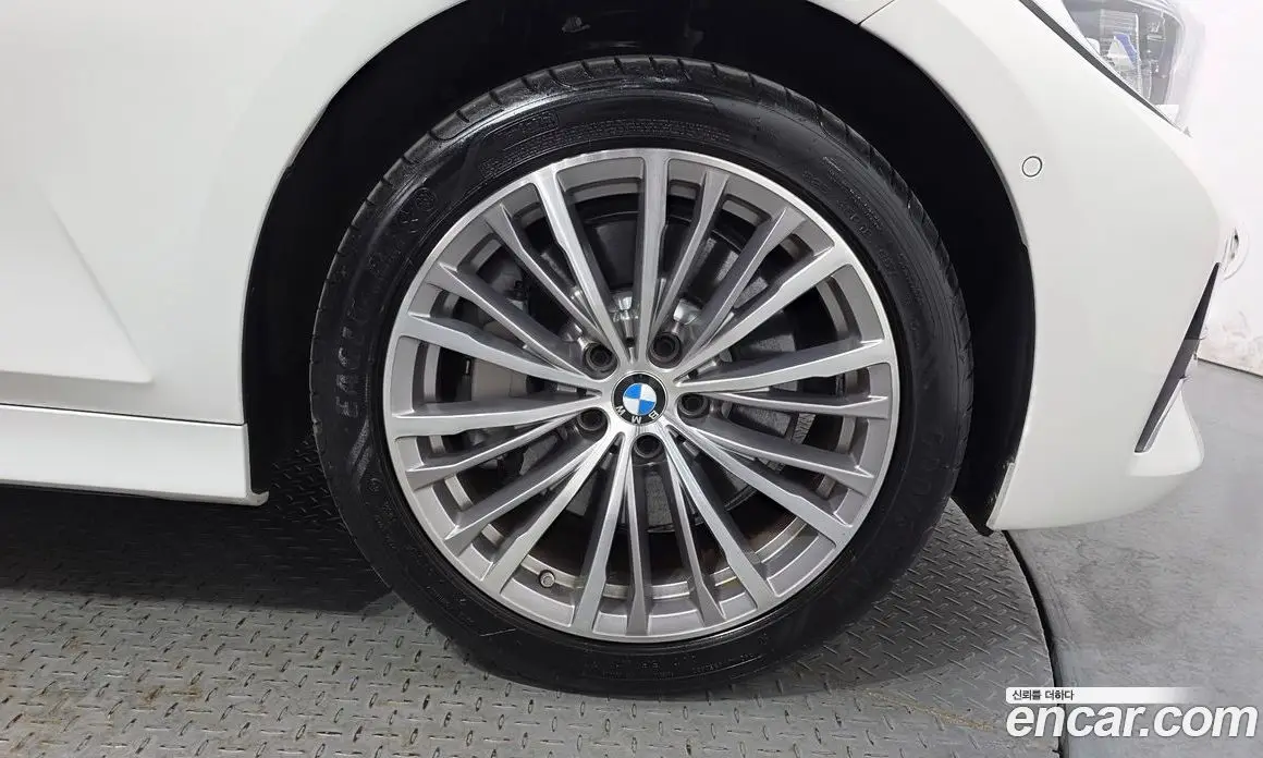 BMW 3 серия 2021 2.0 автомат (гидро), фото 7 BMW 3 серия 2021 2.0 автомат (гидро), фото 7