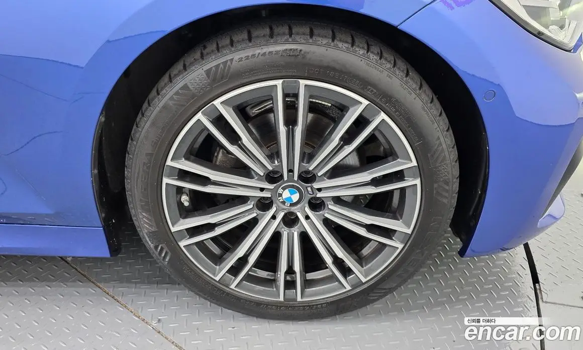 BMW 3 серия 2022 2.0 автомат (гидро), фото 7