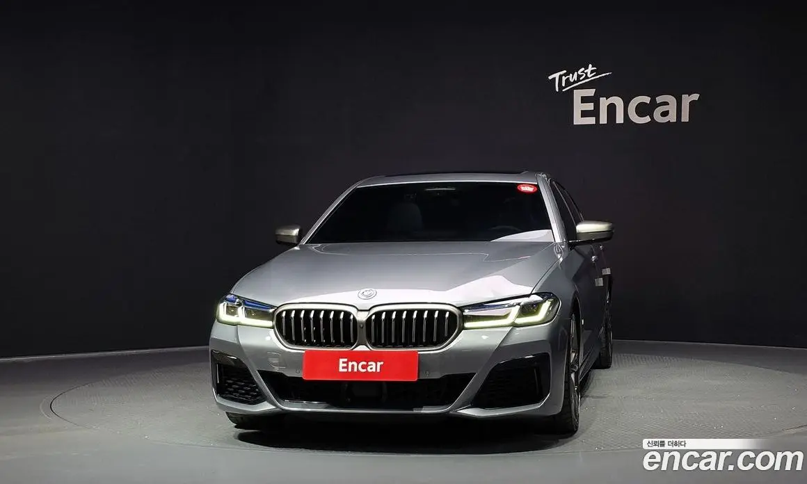 BMW 5 серия 2022 4.4 автомат (гидро), фото 3
