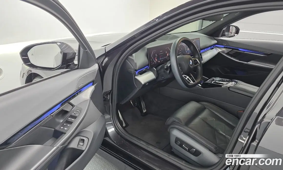 BMW 5 серия 2023 2.0 автомат (гидро), фото 13 BMW 5 серия 2023 2.0 автомат (гидро), фото 13