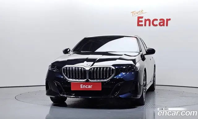 BMW 5 серия 2024 2.0 автомат (гидро), миниатюра 3 BMW 5 серия 2024 2.0 автомат (гидро), миниатюра 3