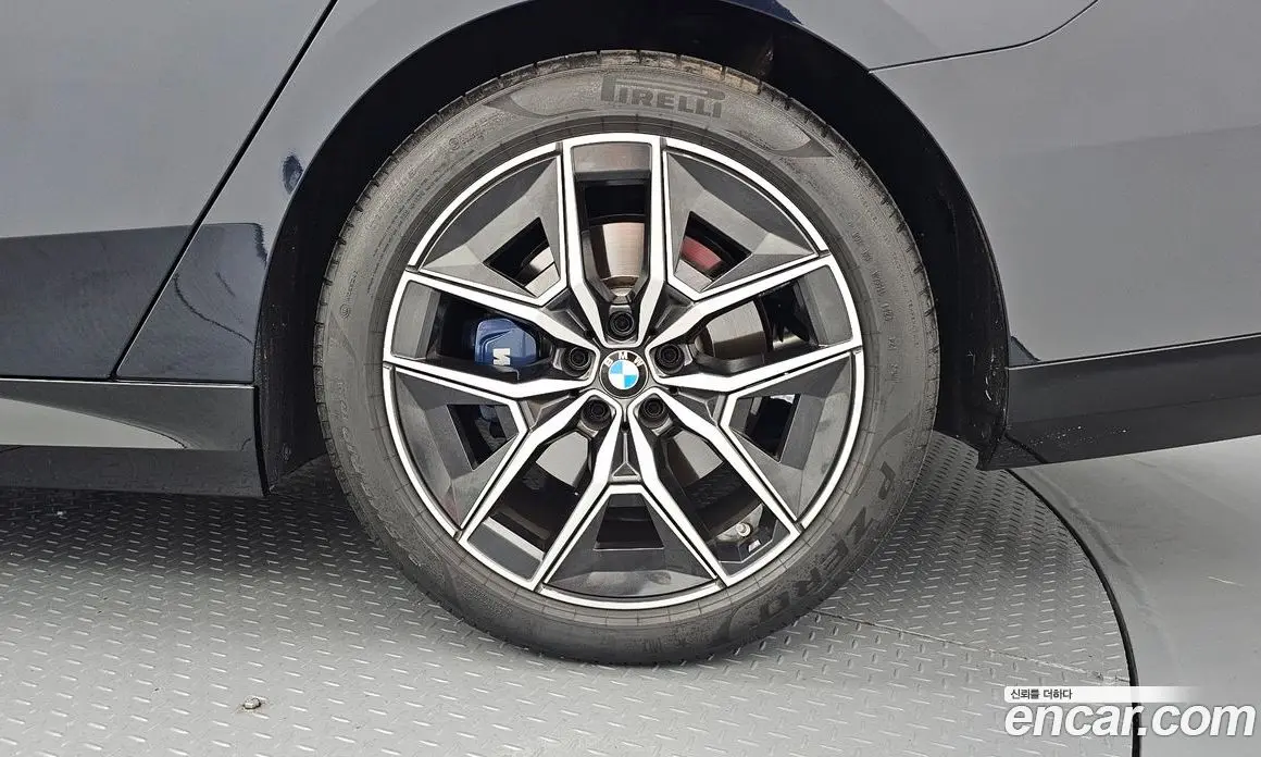 BMW 5 серия 2024 2.0 автомат (гидро), фото 7 BMW 5 серия 2024 2.0 автомат (гидро), фото 7