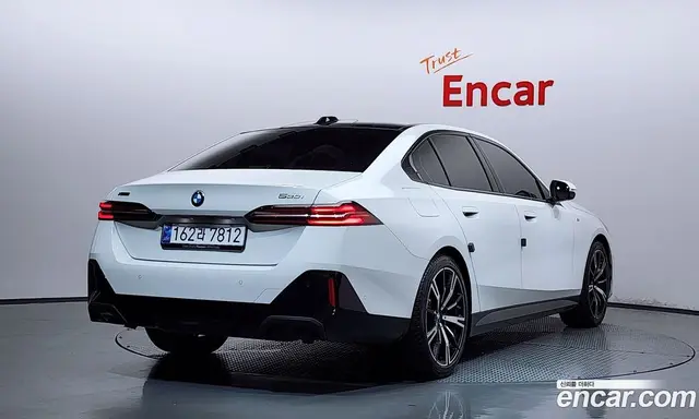 BMW 5 серия 2025 2.0 автомат (гидро), миниатюра 2