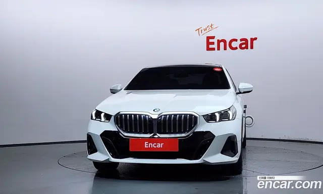 BMW 5 серия 2025 2.0 автомат (гидро), миниатюра 3