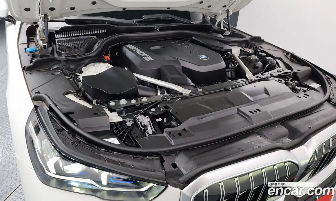BMW 5 серия 2025 2.0 автомат (гидро), фото 6