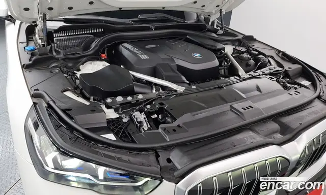 BMW 5 серия 2025 2.0 автомат (гидро), миниатюра 6