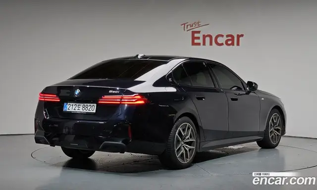 BMW 5 серия, 2025, 21 910 км