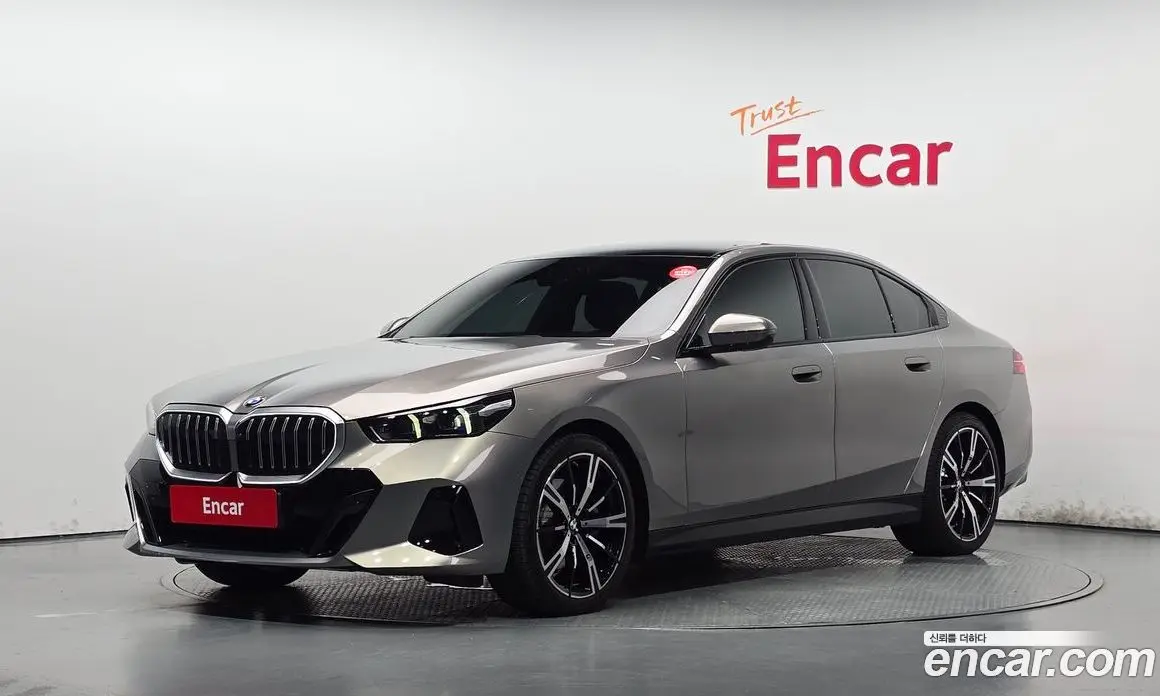 BMW 5 серия 2025 2.0 автомат (гидро), фото 1 BMW 5 серия 2025 2.0 автомат (гидро), фото 1