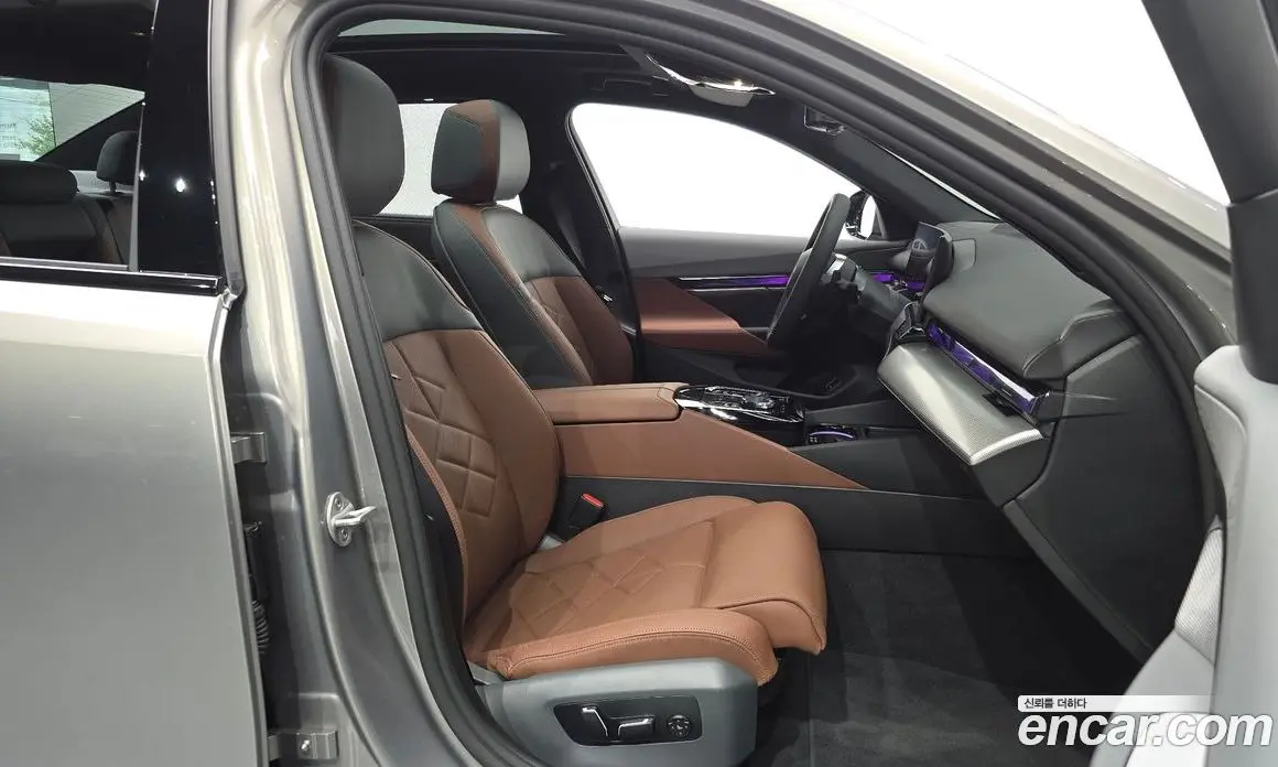 BMW 5 серия 2025 2.0 автомат (гидро), фото 17 BMW 5 серия 2025 2.0 автомат (гидро), фото 17