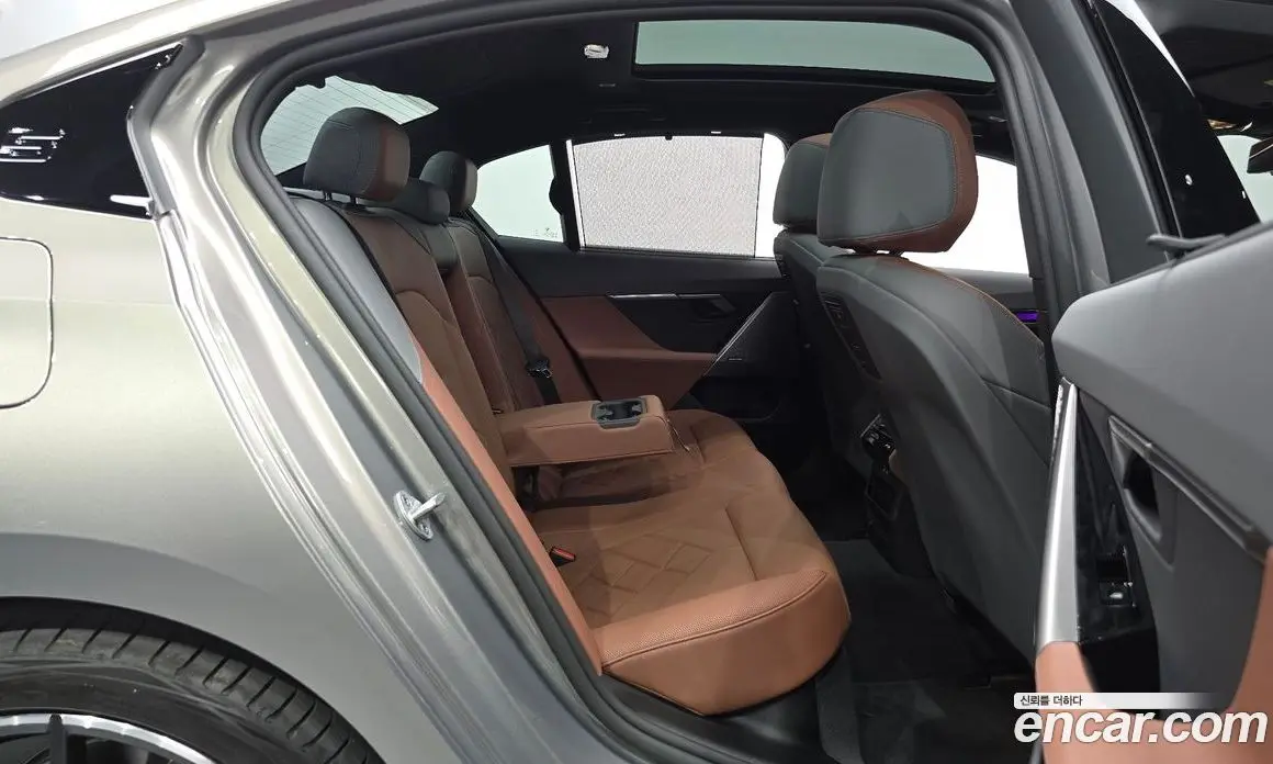 BMW 5 серия 2025 2.0 автомат (гидро), фото 18 BMW 5 серия 2025 2.0 автомат (гидро), фото 18