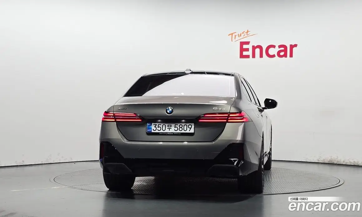 BMW 5 серия 2025 2.0 автомат (гидро), фото 4 BMW 5 серия 2025 2.0 автомат (гидро), фото 4