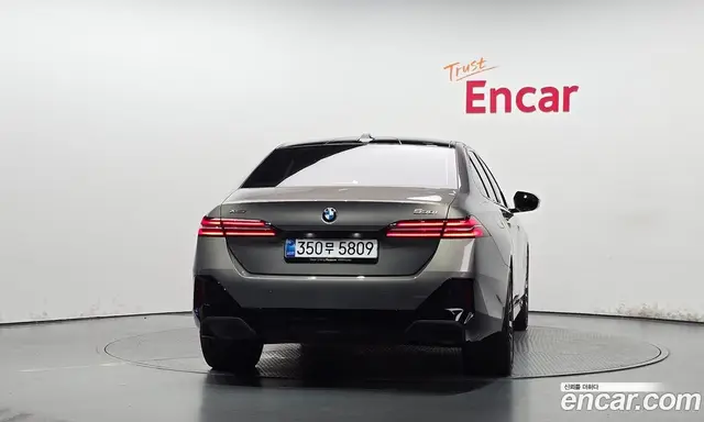 BMW 5 серия 2025 2.0 автомат (гидро), миниатюра 4 BMW 5 серия 2025 2.0 автомат (гидро), миниатюра 4