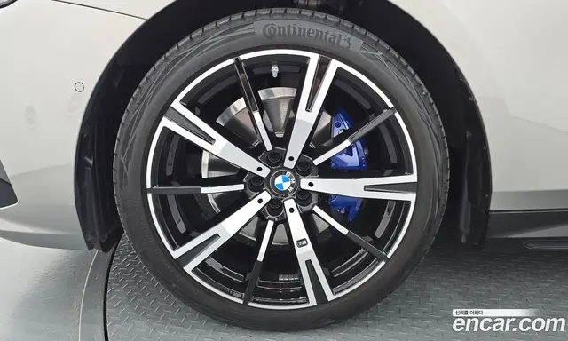 BMW 5 серия 2025 2.0 автомат (гидро), миниатюра 5 BMW 5 серия 2025 2.0 автомат (гидро), миниатюра 5