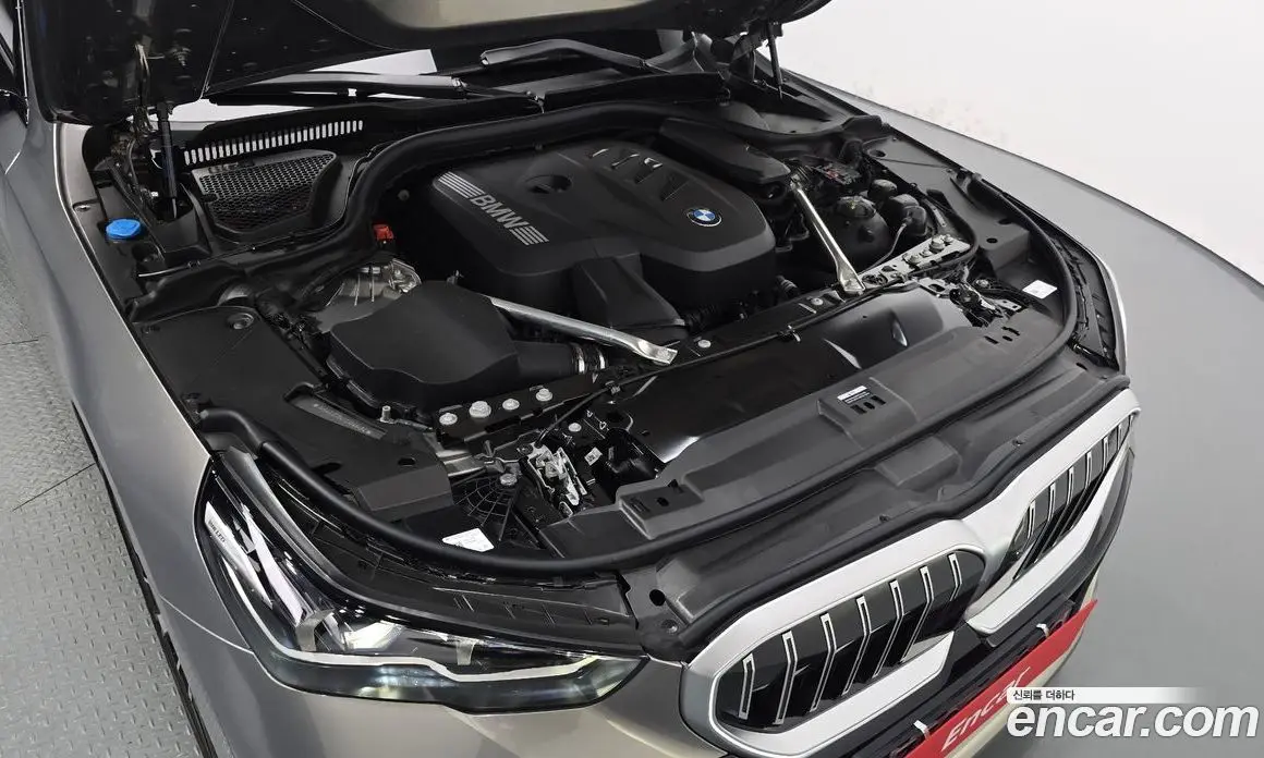 BMW 5 серия 2025 2.0 автомат (гидро), фото 6 BMW 5 серия 2025 2.0 автомат (гидро), фото 6