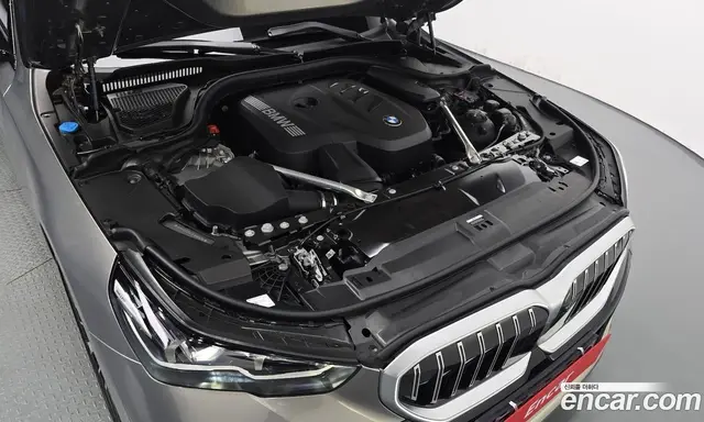 BMW 5 серия 2025 2.0 автомат (гидро), миниатюра 6 BMW 5 серия 2025 2.0 автомат (гидро), миниатюра 6