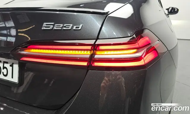 BMW 5 серия 2026 2.0 автомат (гидро), миниатюра 9