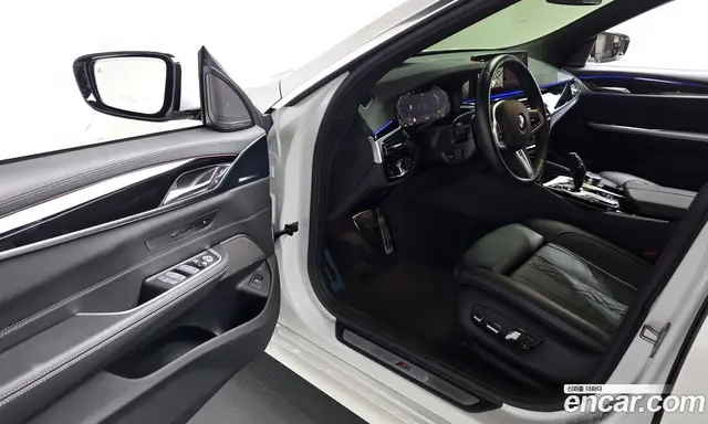 BMW 6 серия 2024 3.0 автомат (гидро), миниатюра 12